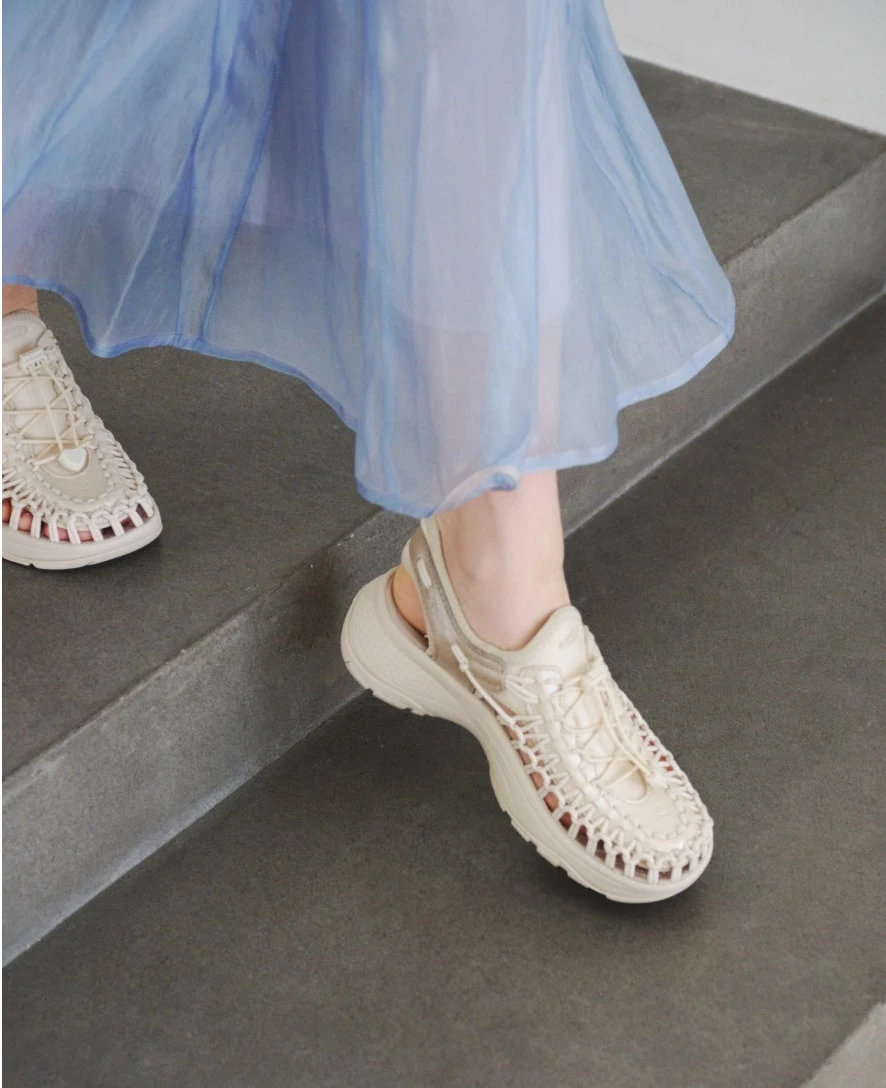 Keen Women's UNEEK Astoria Sandal X SNIDEL | Birch/Plaza Taupe - Image 9