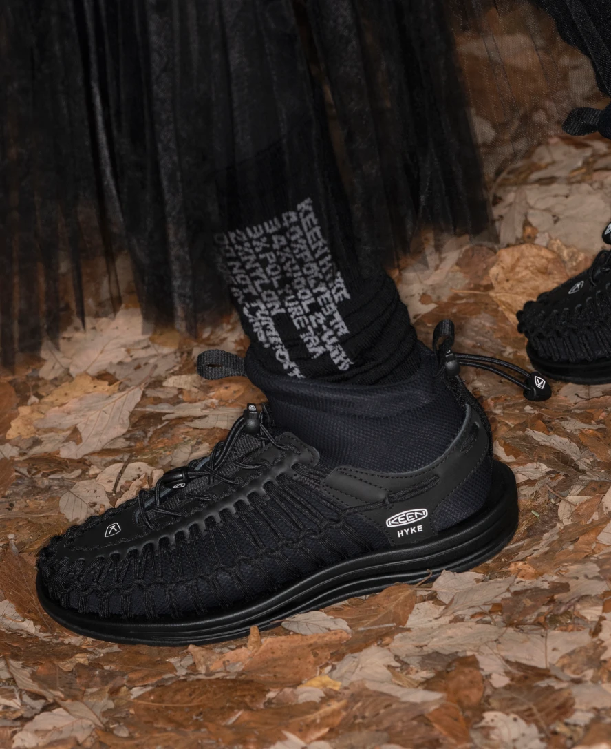 Keen Women's UNEEK High Top X HYKE | HYKE Timberwolf - Image 9