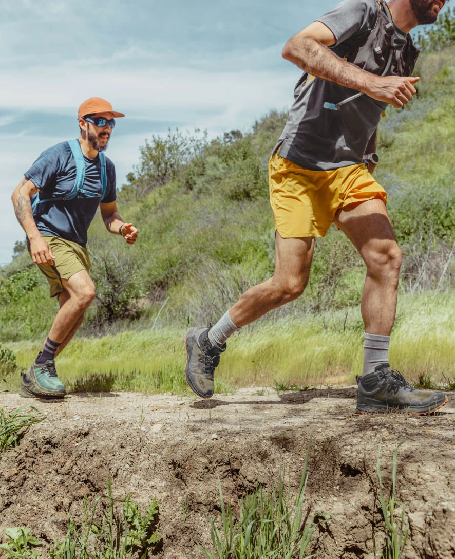 Keen Men's Zionic Waterproof Hiking Boot | Dark Olive/Scarlet Ibis - Image 9